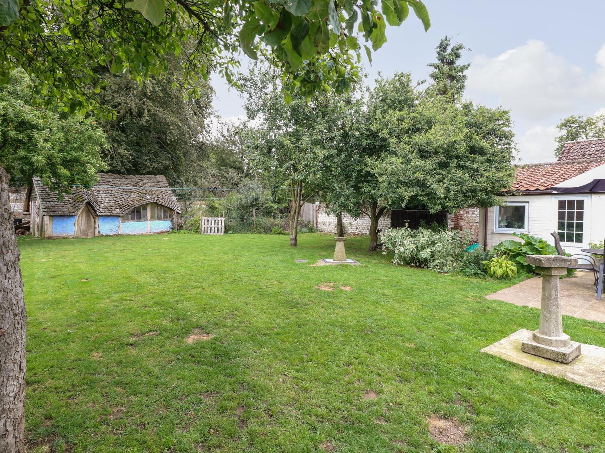 Вілла Garden House Тетфорд Екстер'єр фото